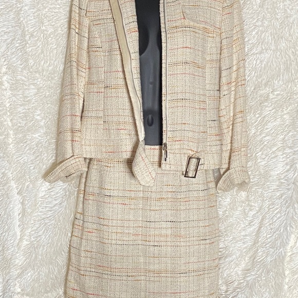 Vintage Anne Klein Tweed-Like 2pc Suit - Size 4P - Picture 4 of 11
